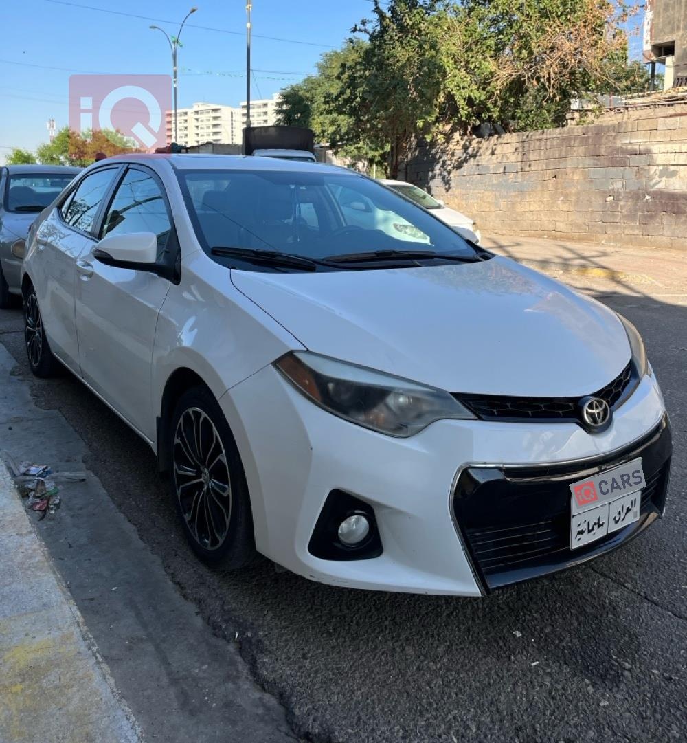 تۆیۆتا کۆرۆلا